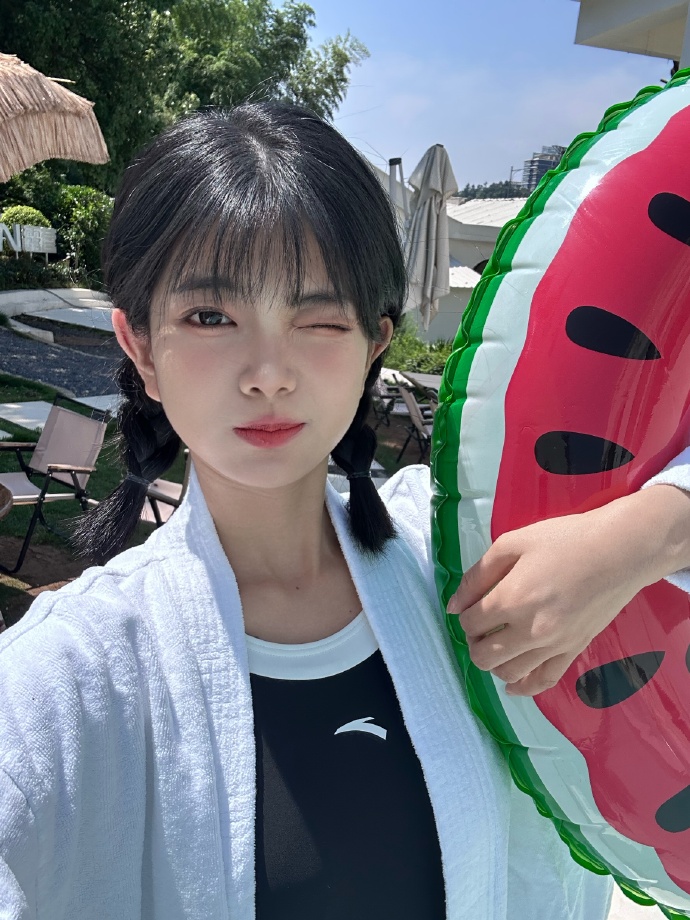 办公间隙也能版本可查 · 古装